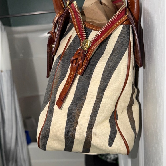 Vintage Dooney & Bourke Tan and Black Zebra Satchel - Picture 4 of 10